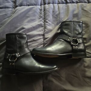 Womens Frye Black Leather Combat Boots